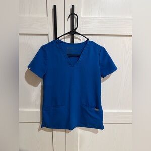 Figs Women's Royal Blue Casma 3-Pocket Scrub Top - XXS . . .